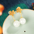 Classic Gold Earring with Timeless Appeal