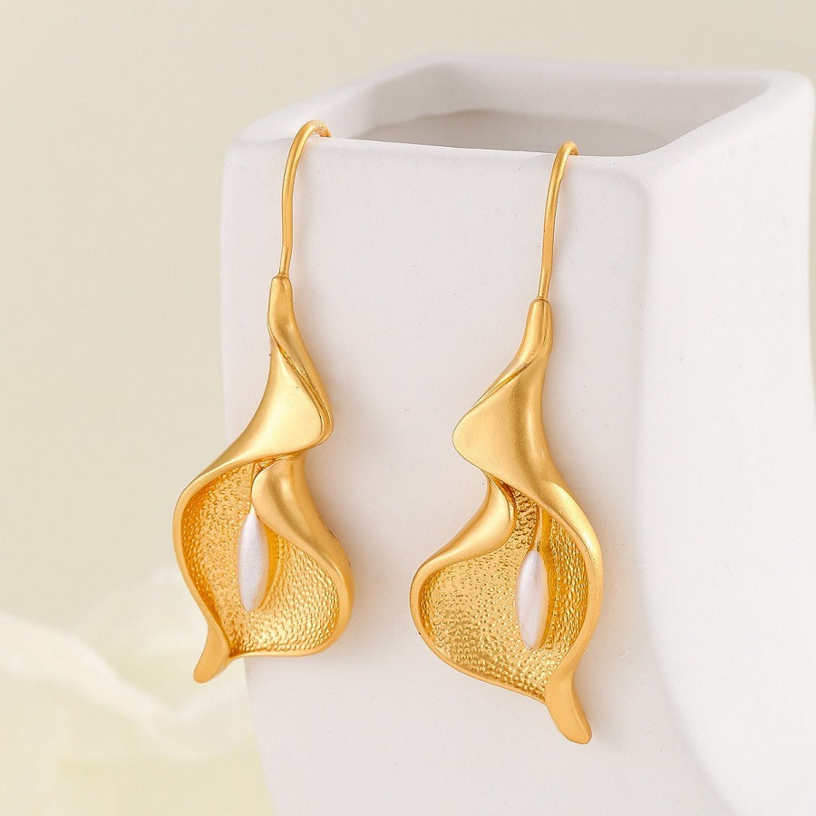 Elegant Pearl Earring for Every Occasion