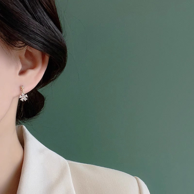 Classic Earring with Timeless Appeal