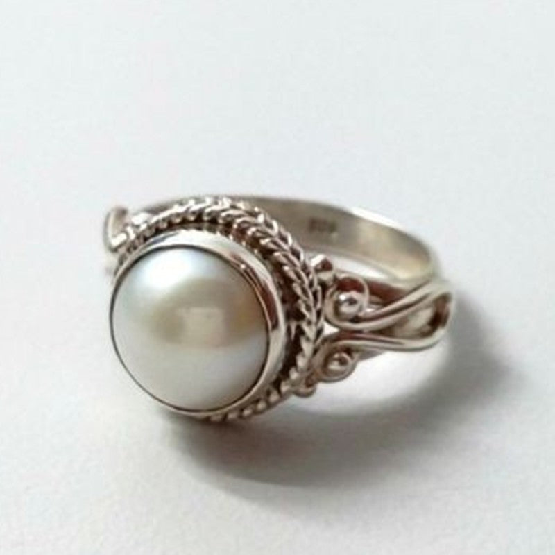 Elegant Silver Ring for Every Occasion