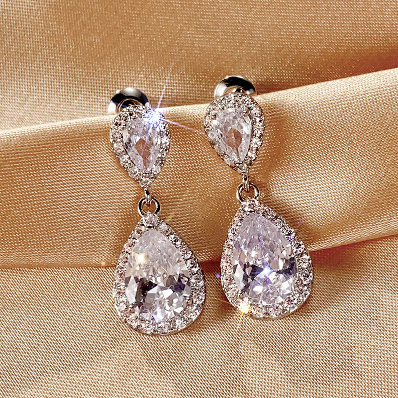 Classic Earring with Timeless Appeal