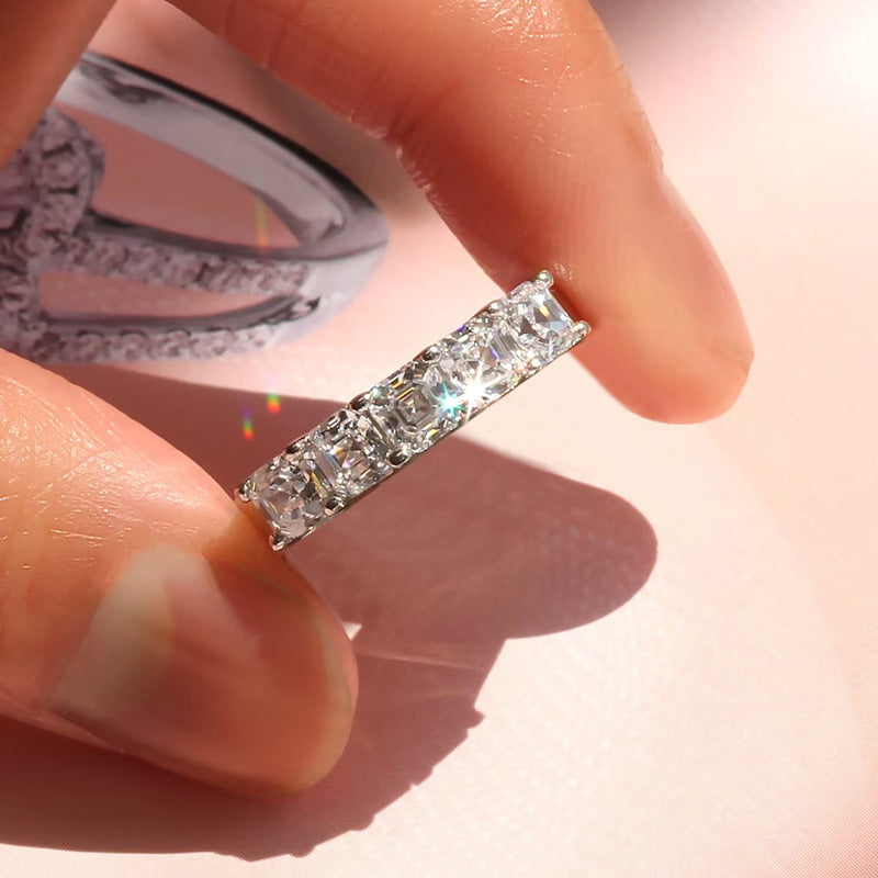 Beautiful Ring with Unique Style