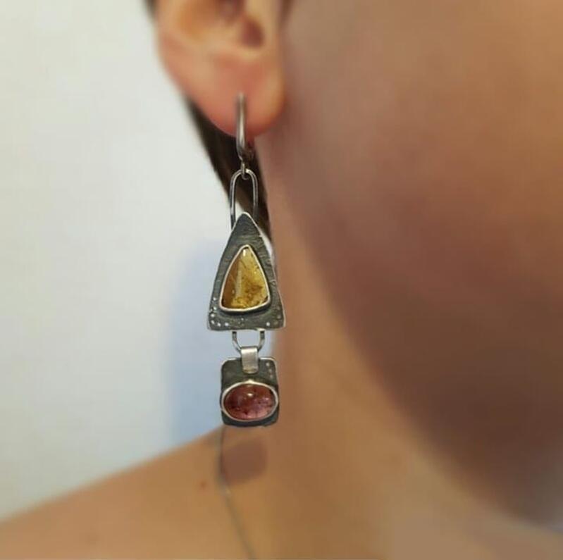 Stunning Earring for Daily Wear
