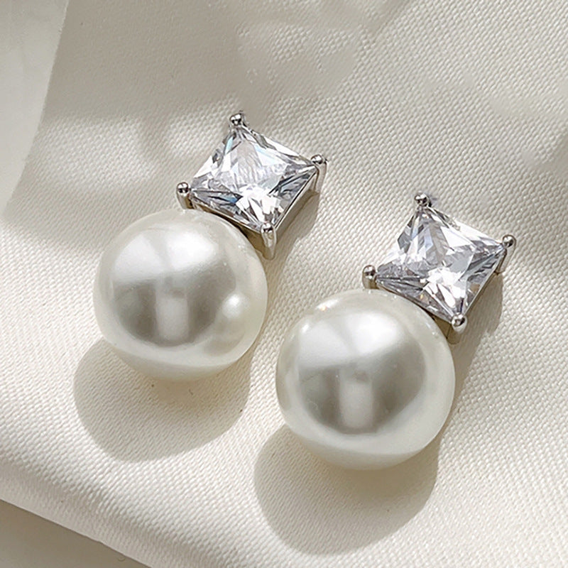 Delicate Artisan Pearl Earring