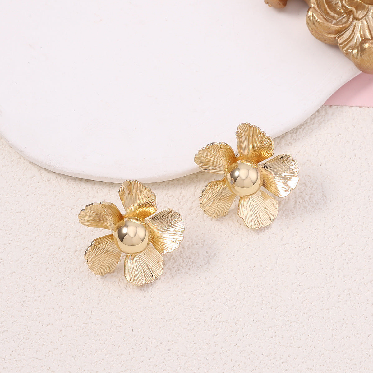 Classic Earring with Timeless Appeal