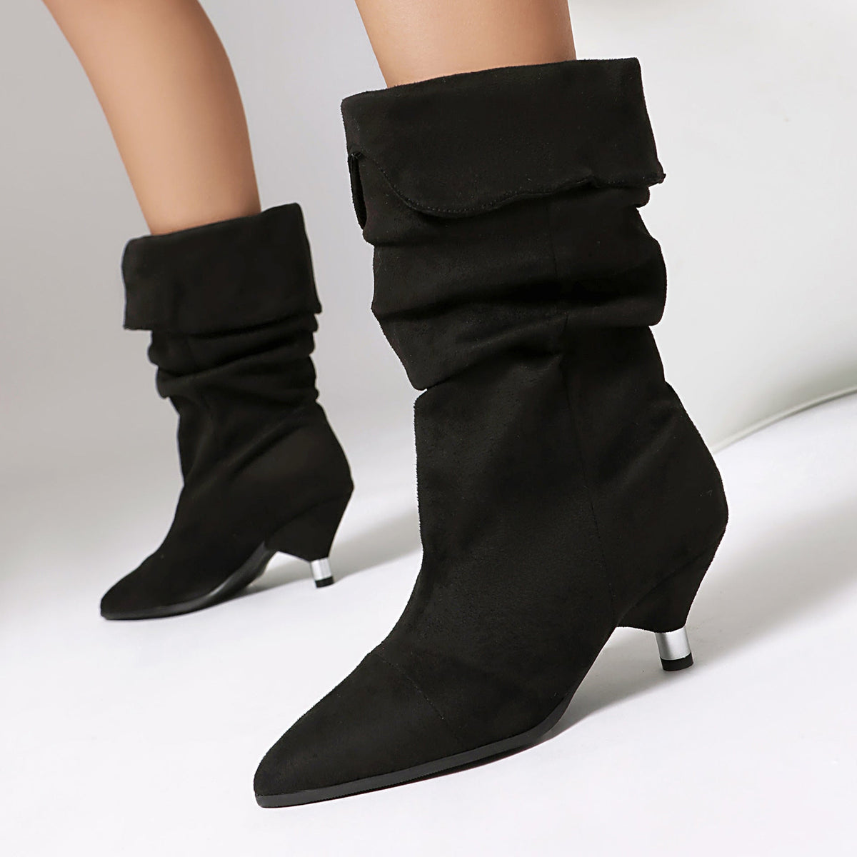 Graceful Orthopedic Boots for Modern Look