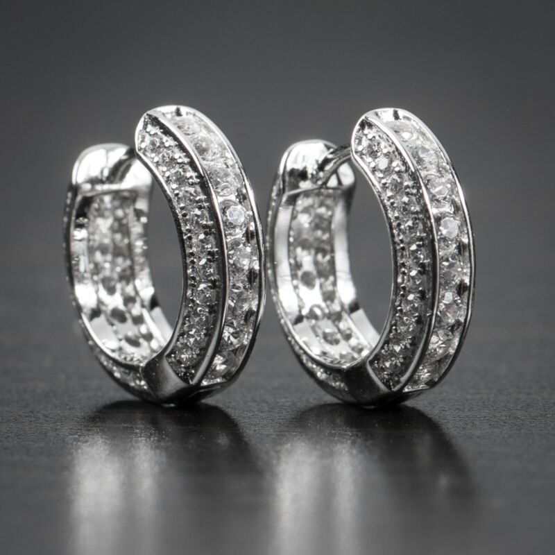 Charming Gold Earring for Any Occasion