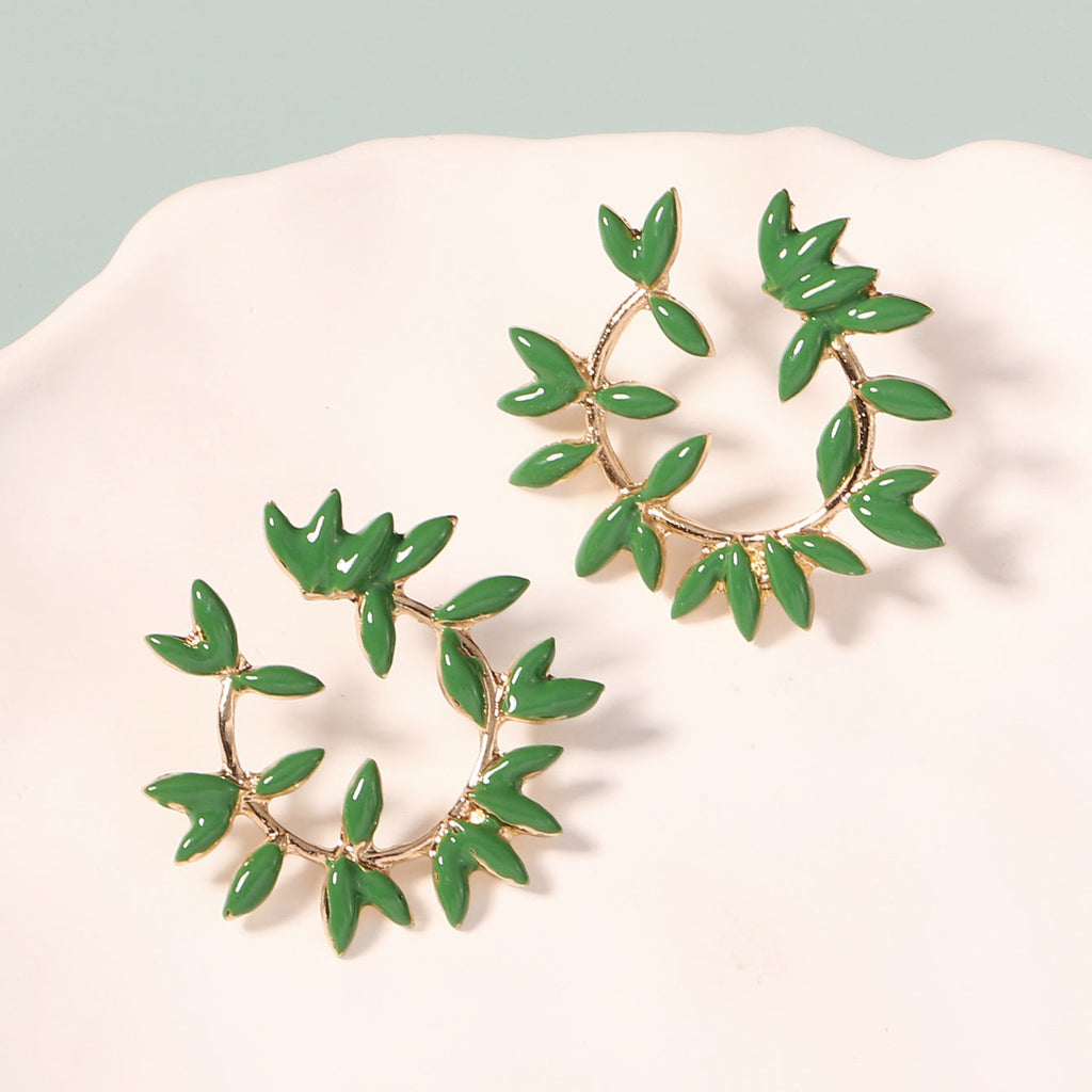 Classic Earring with Timeless Appeal