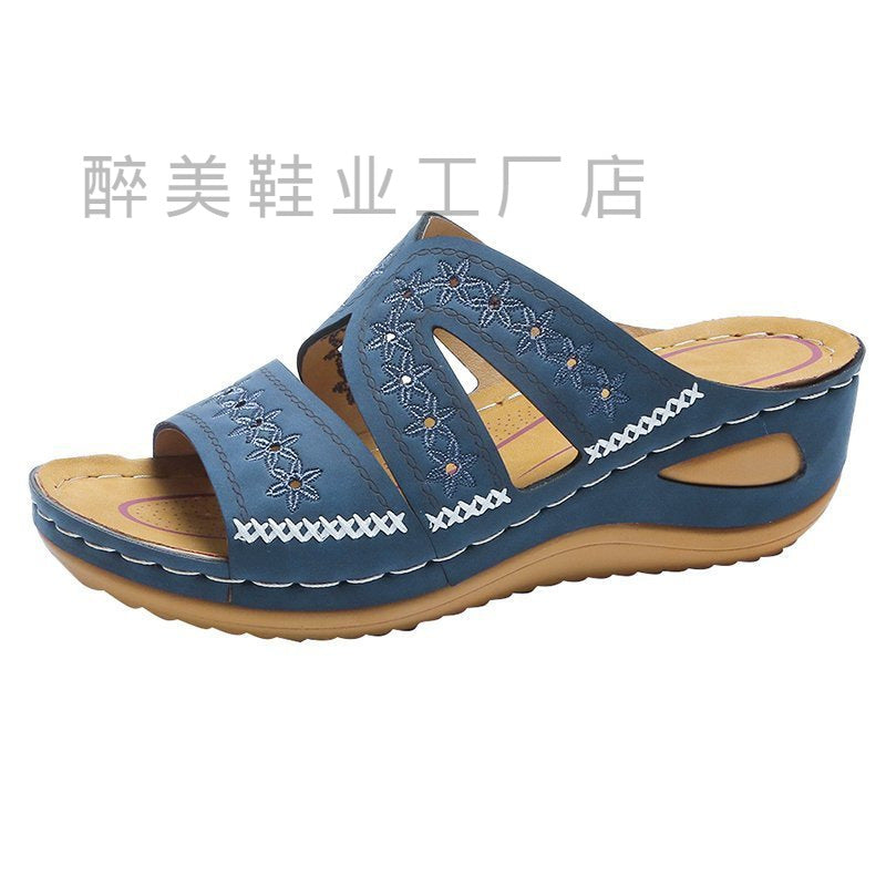 Chic Orthopedic Sandals with Unique Design