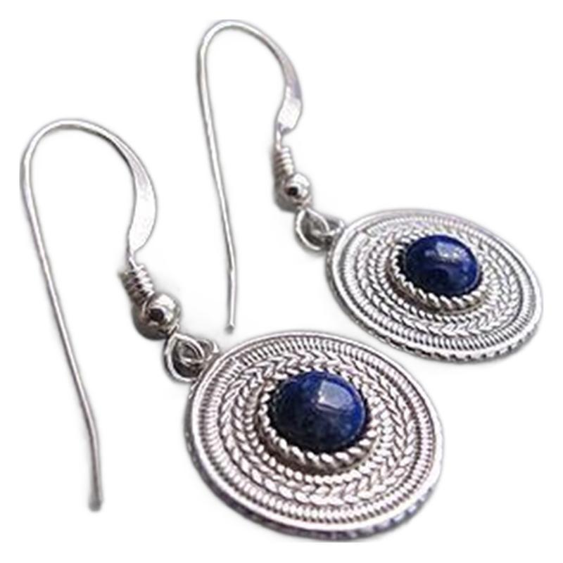 Romantic Silver Earring for Special Moments