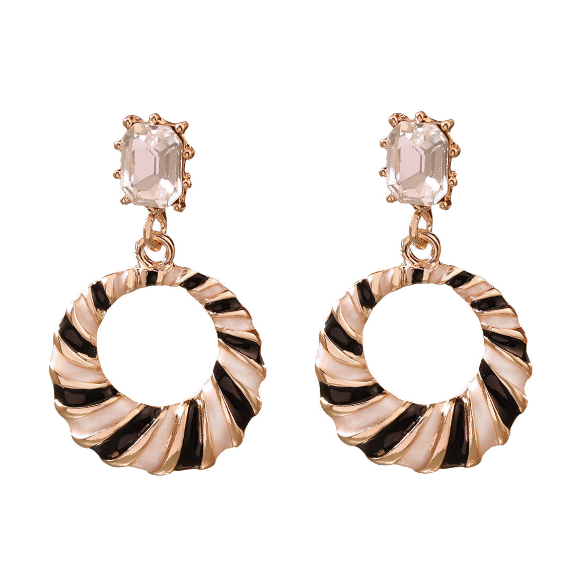 Classic Earring with Timeless Appeal