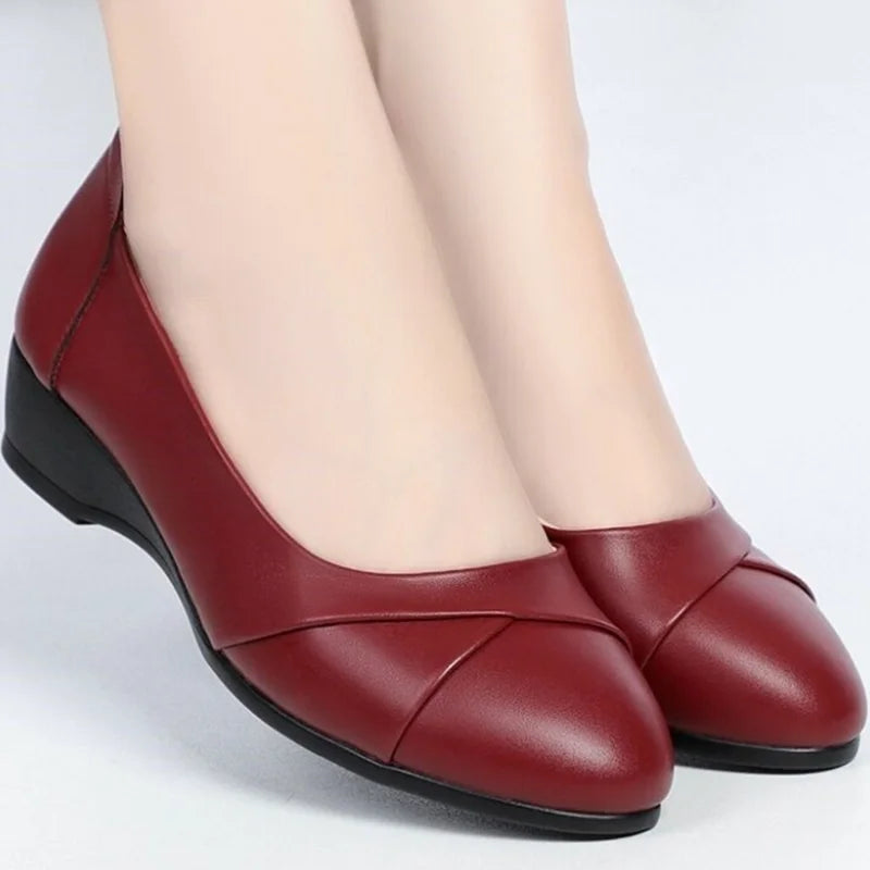 Durable and Supportive Orthopedic Shoes