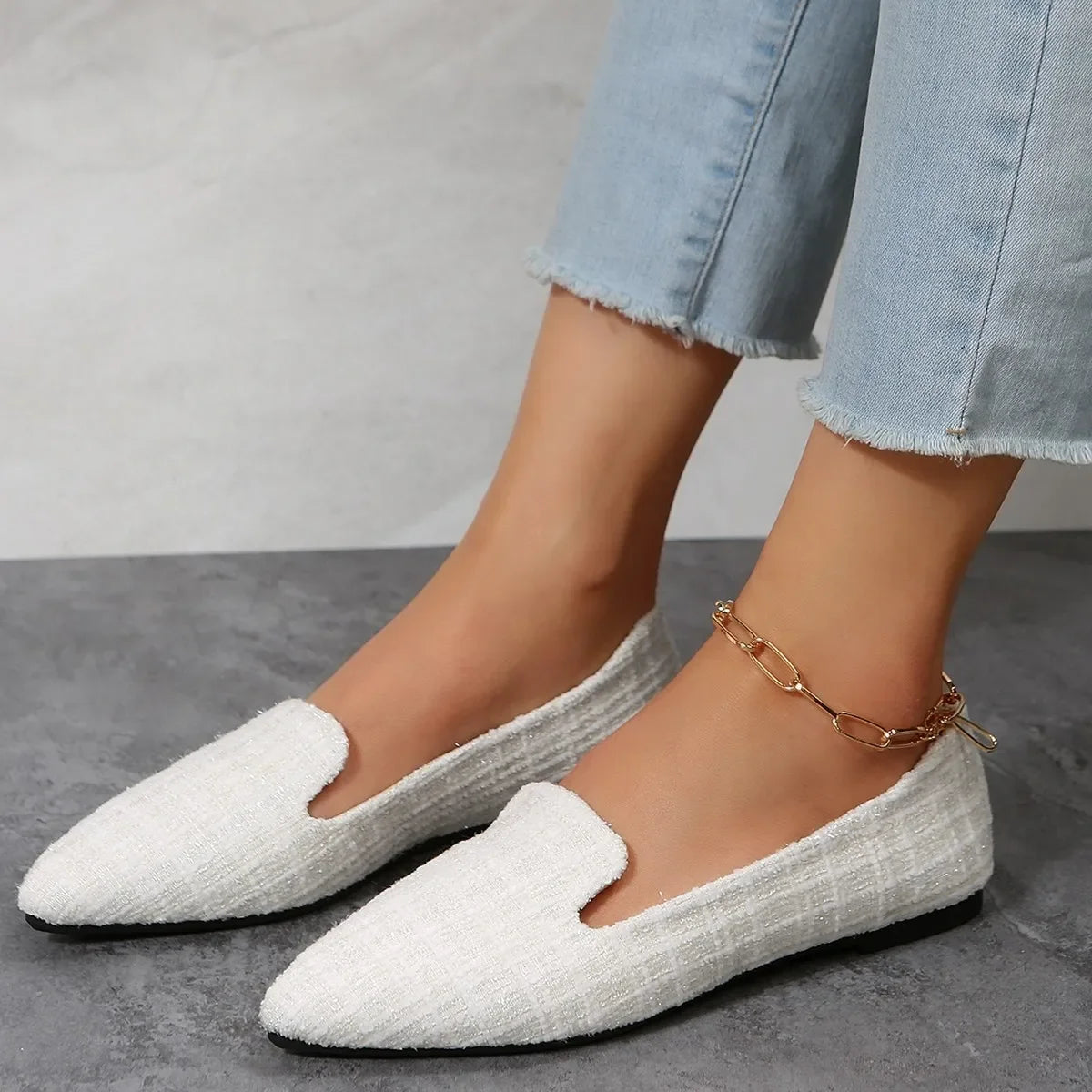 Tailored and Comfortable Orthopedic Sneakers