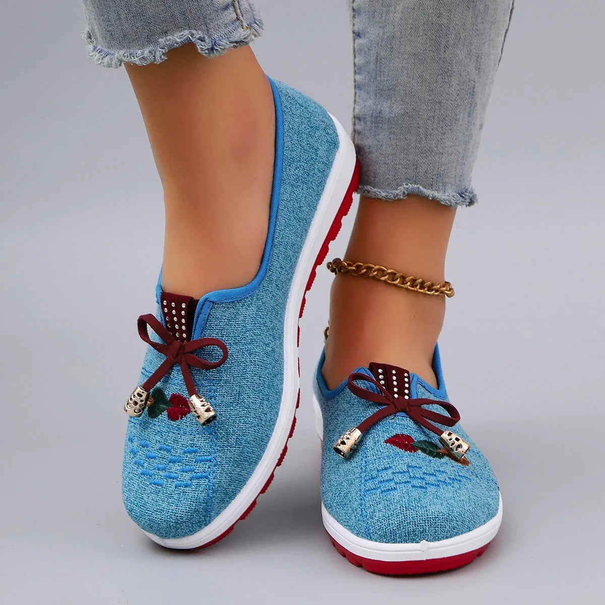 Tailored and Comfortable Orthopedic Sneakers