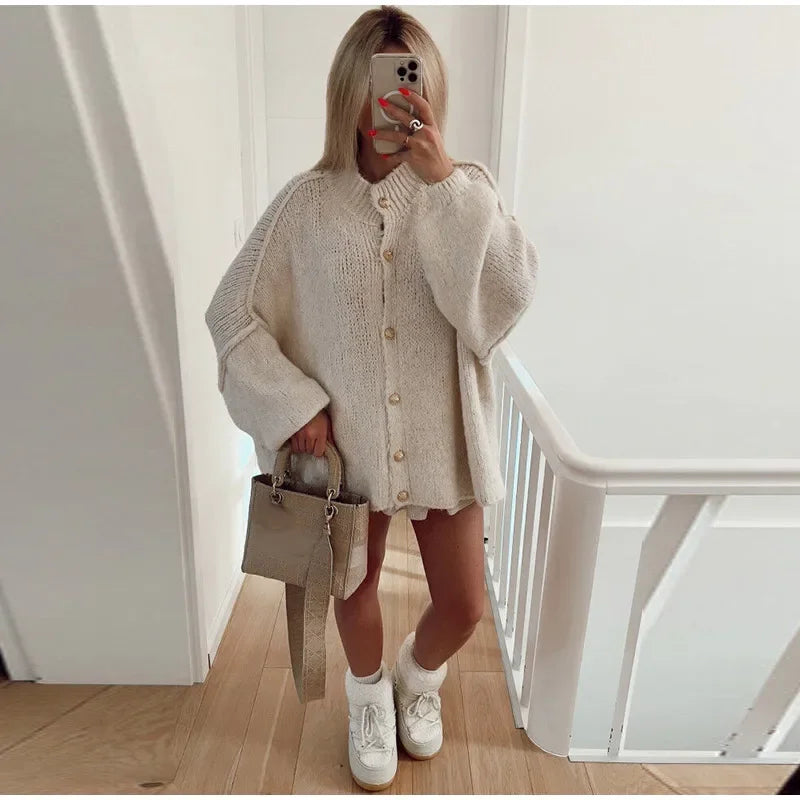 JO | Oversized knitted sweater