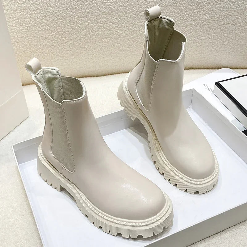 Comfortable and Fashionable Orthopedic Boots