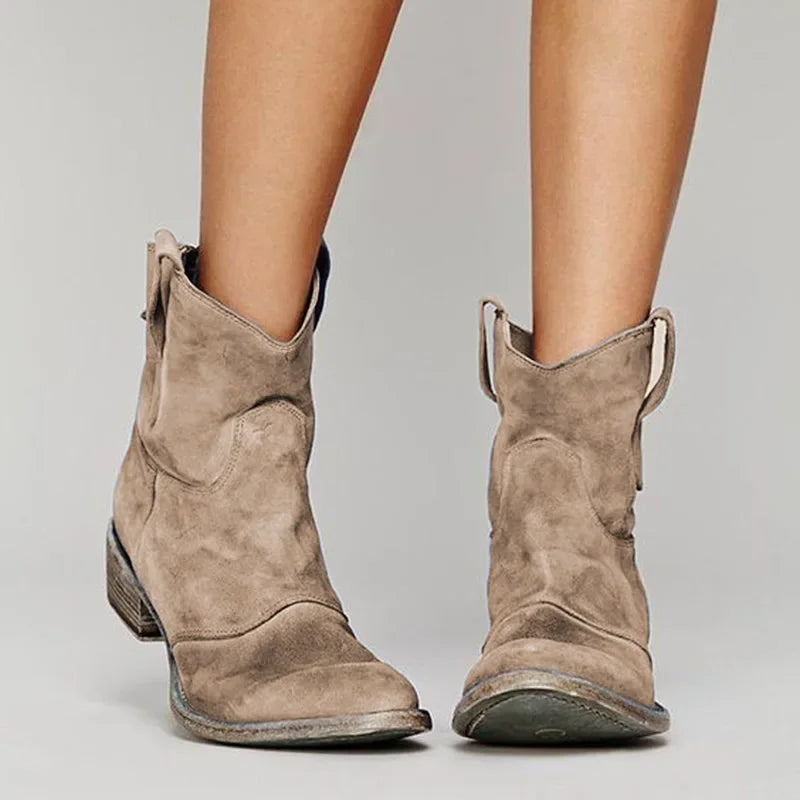 JO | Fashionable supportive orthopaedic heels