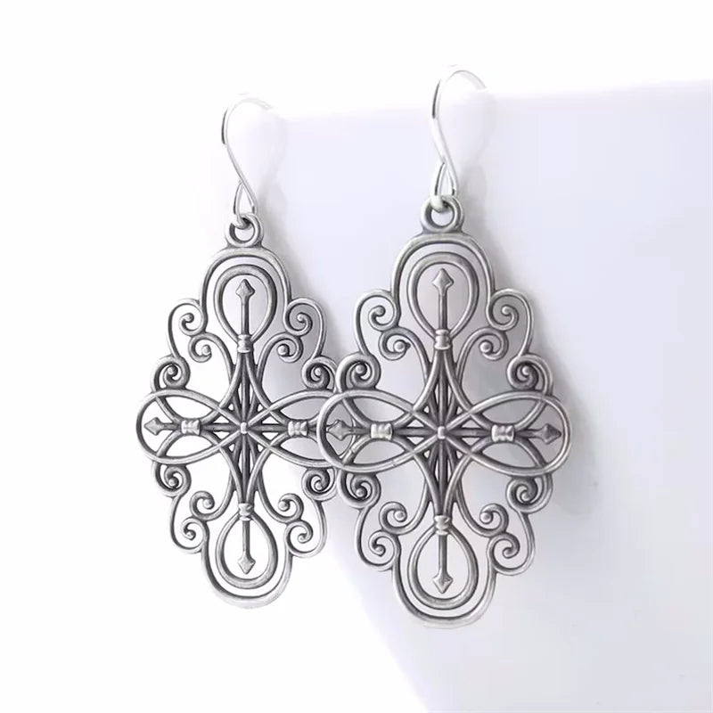 Stunning Silver Earring for Daily Wear