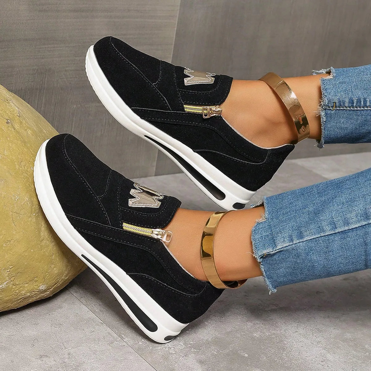 High-Quality Orthopedic Sneakers