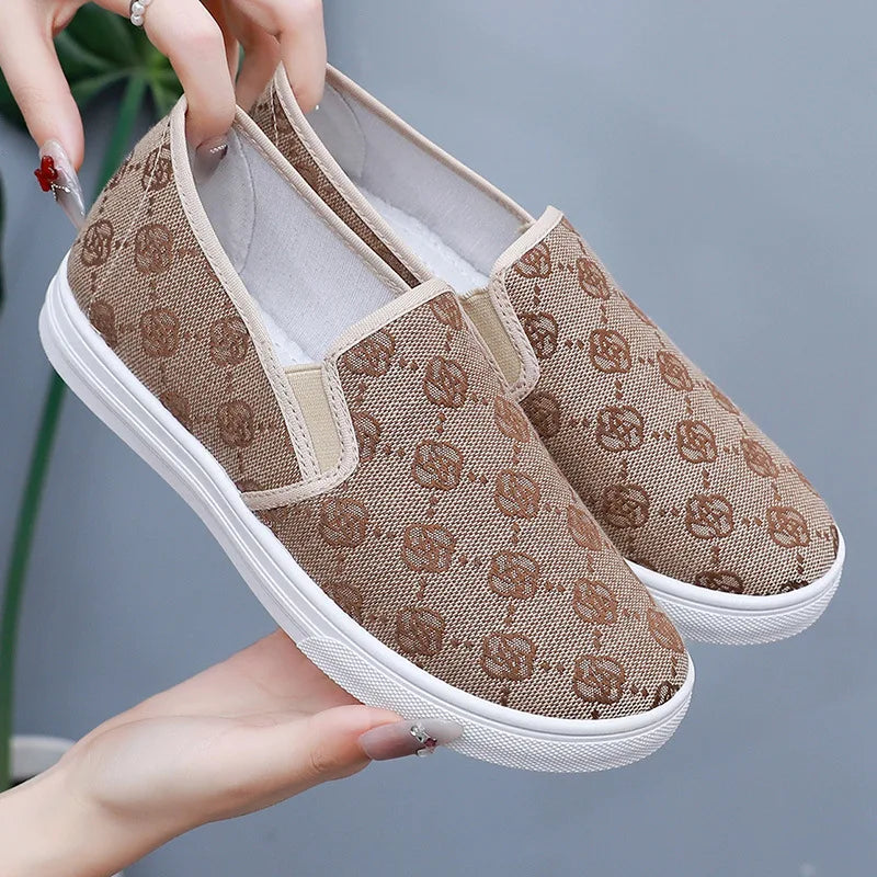 Durable and Supportive Orthopedic Loafers