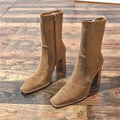 JO | Relaxed and supportive orthopaedic boots