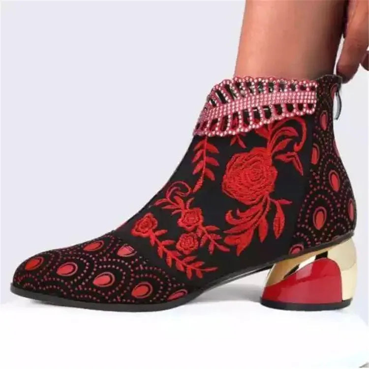 Versatile and Supportive Orthopedic Boots
