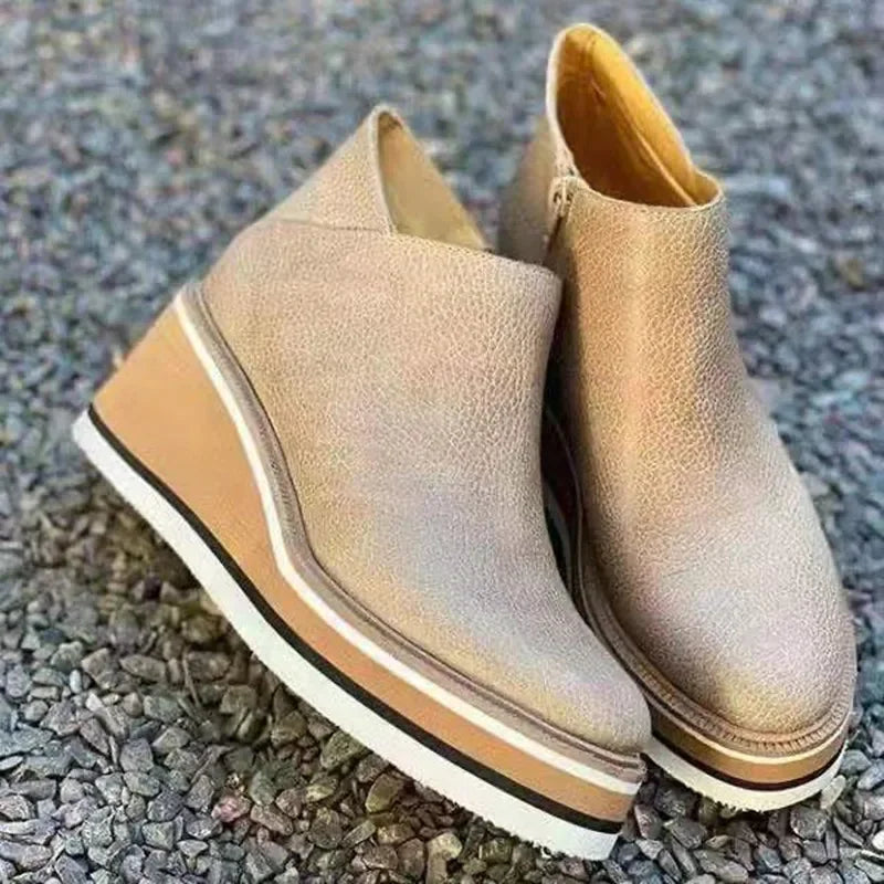 JO | Trendy and supportive orthopaedic boots