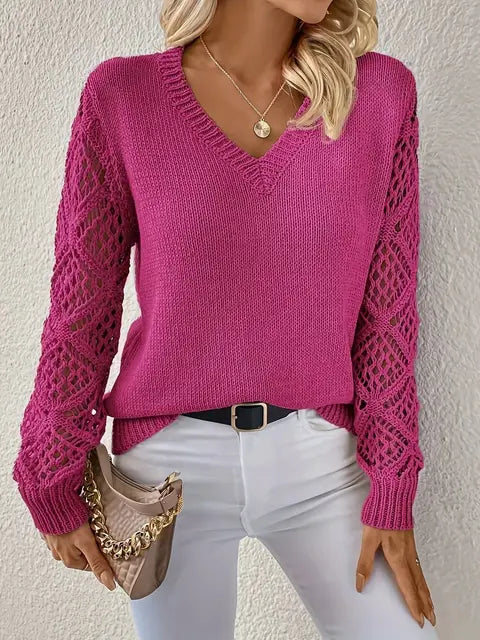 JO | Solid V-neck knitted sweater
