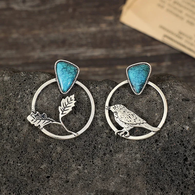 Romantic Silver Earring for Special Moments