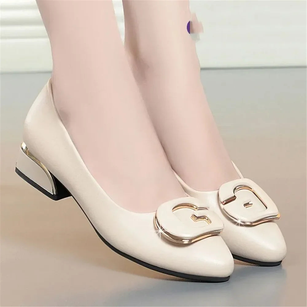 Durable and Supportive Orthopedic Shoes