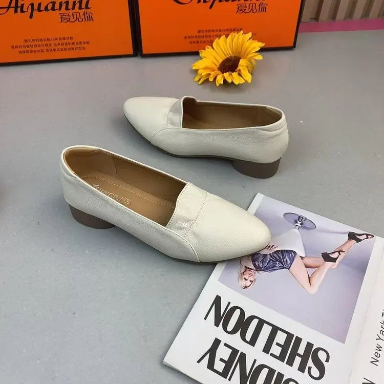Comfortable and Fashionable Orthopedic Flats