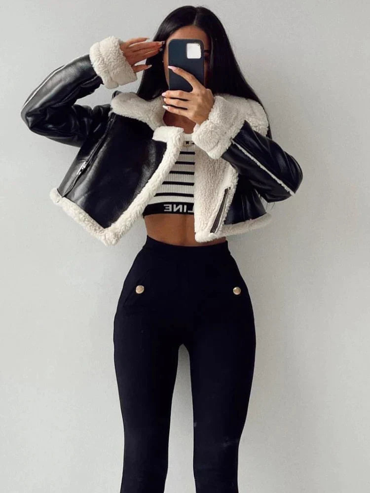 JO | Relaxed and timeless general coat