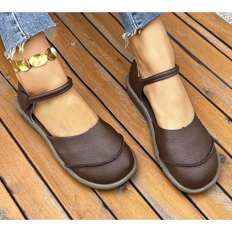 Versatile and Supportive Orthopedic Sandals