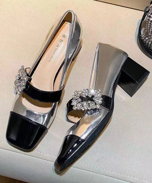 Casually Elegant Shoes with a Refined Edge