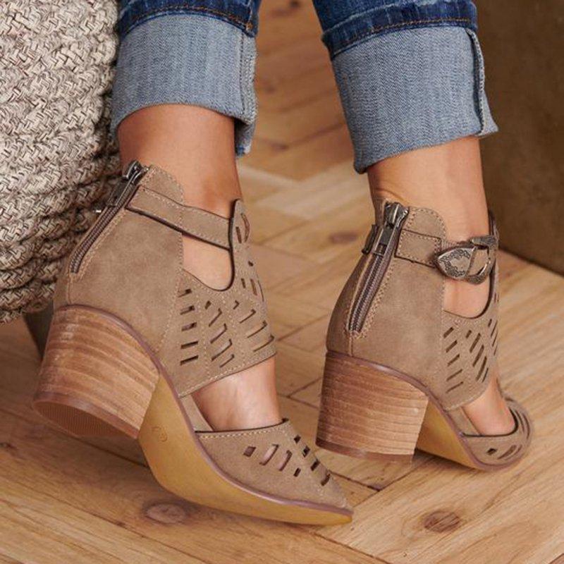 Elegantly Styled Shoes for Everyday Wear