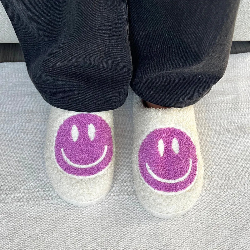 Finely Styled Slippers with a Classic Vintage Look