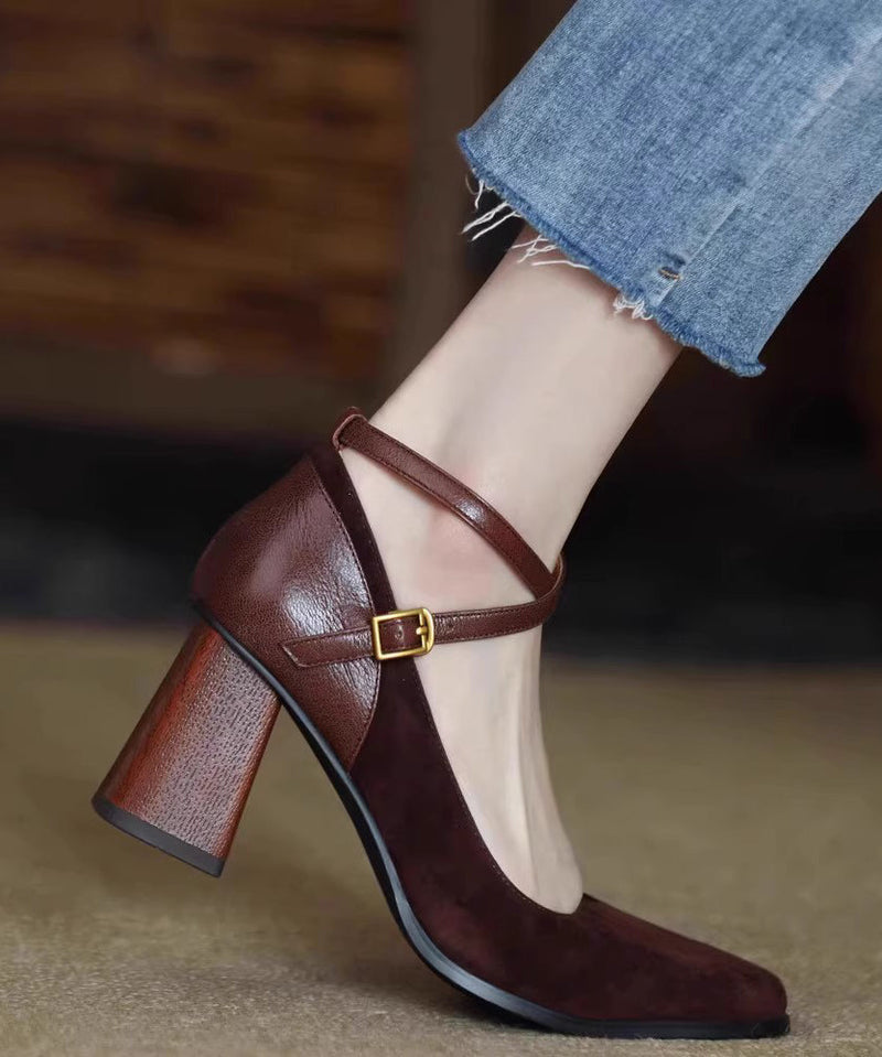 Casually Elegant Heels with a Refined Edge