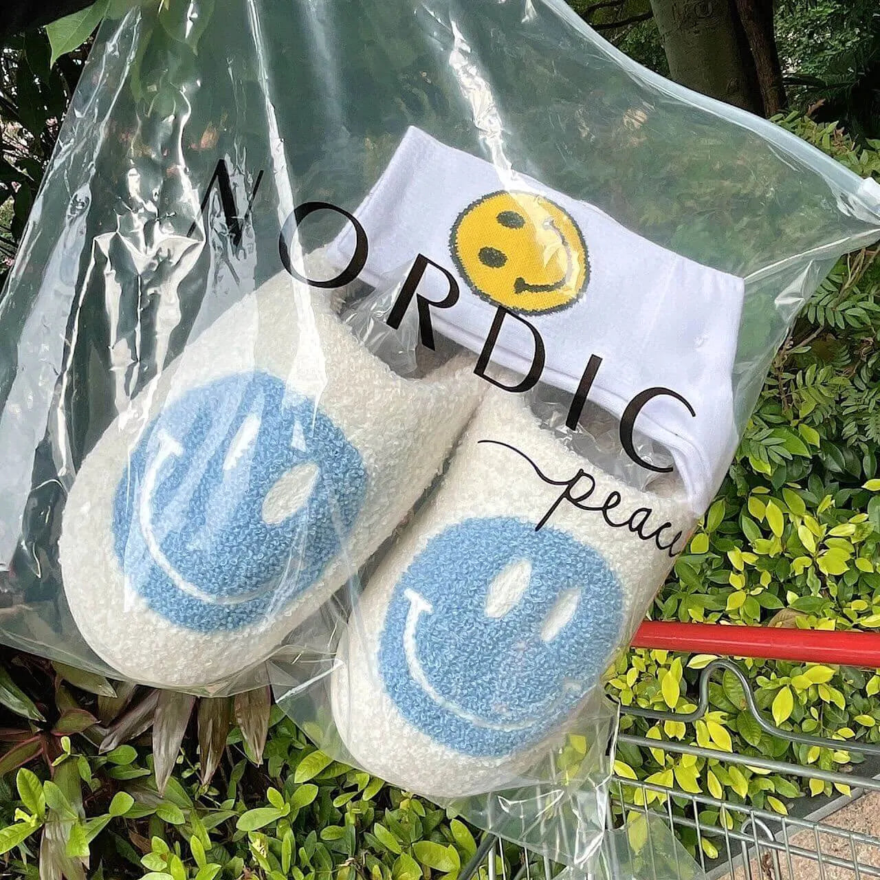 Subtly Elegant Slippers with a Refined Vintage Look