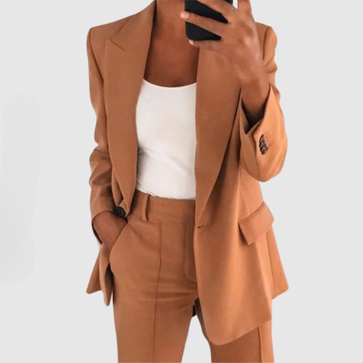 JO | Blazer set for stylish refinement