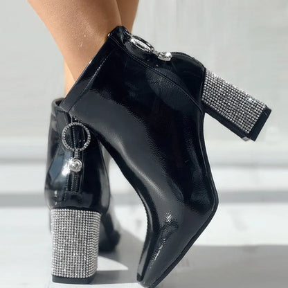 Classic Vintage Shoes with a Flattering Fit
