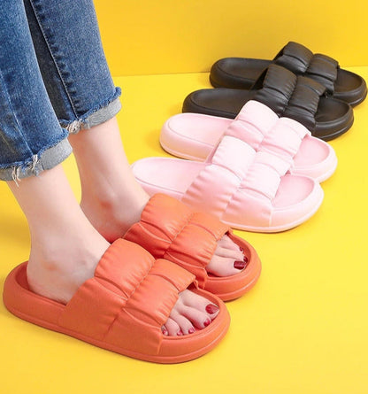 Casually Elegant Slippers with a Refined Edge