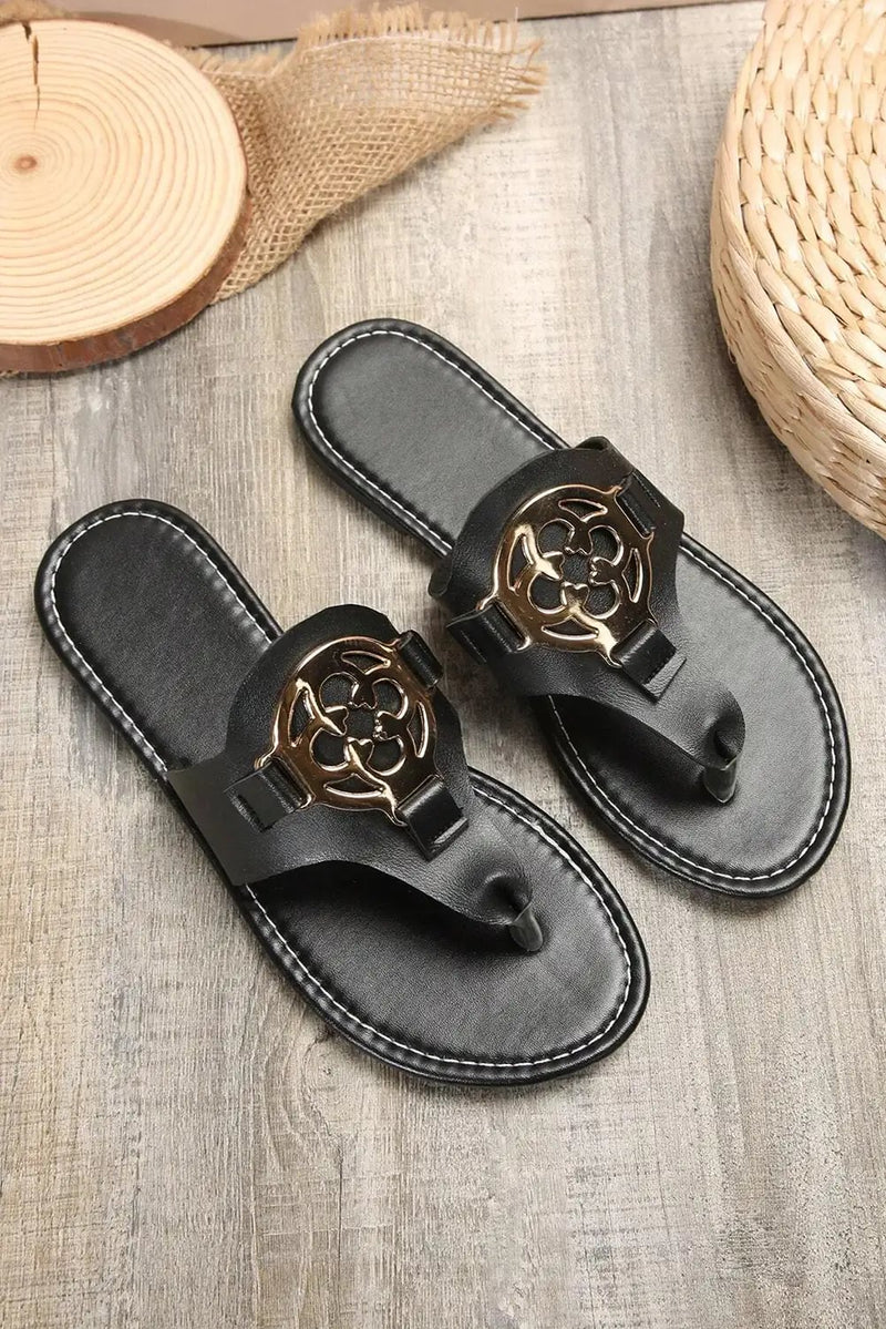 Elegantly Styled Slippers for Everyday Wear