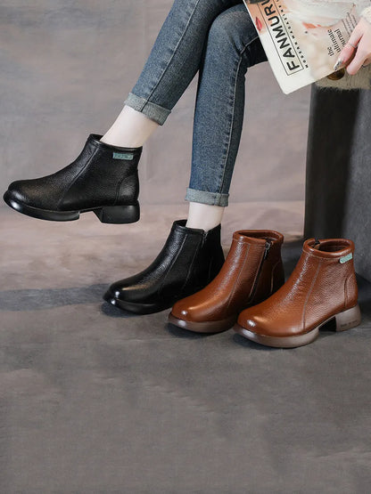 Elegantly Styled Boots for Everyday Wear