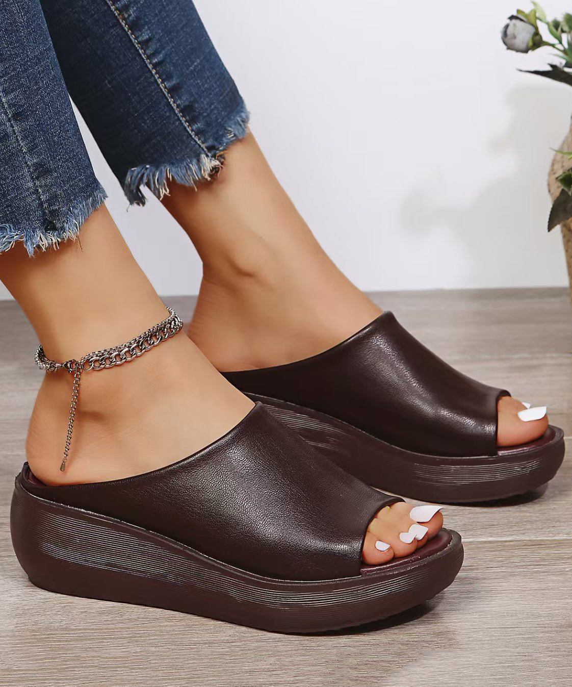 White Simple Style Wedge Slide Sandals Peep Toe Ap1030