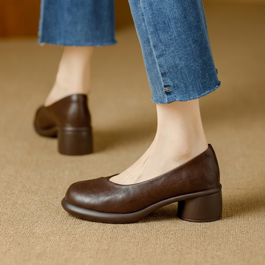 Finely Styled Heels with a Classic Vintage Look