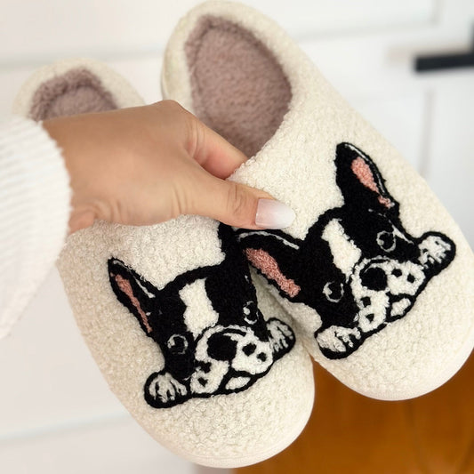 Classic Designed Slippers in a Timeless Cut