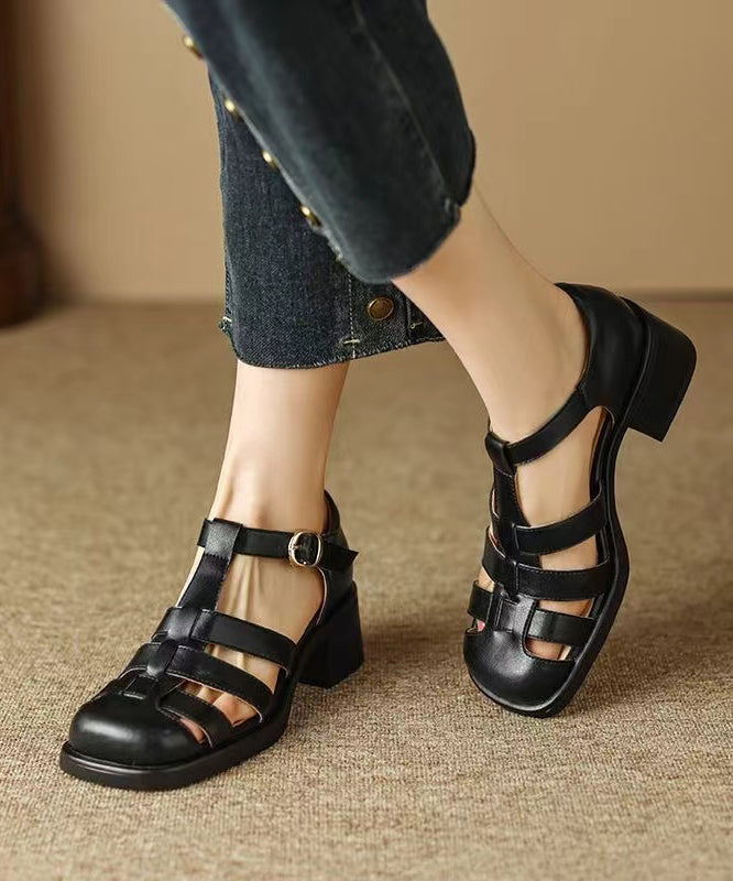 Classic Vintage Sandals with a Flattering Fit