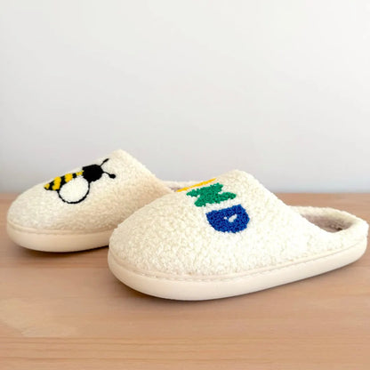 Finely Styled Slippers with a Classic Vintage Look