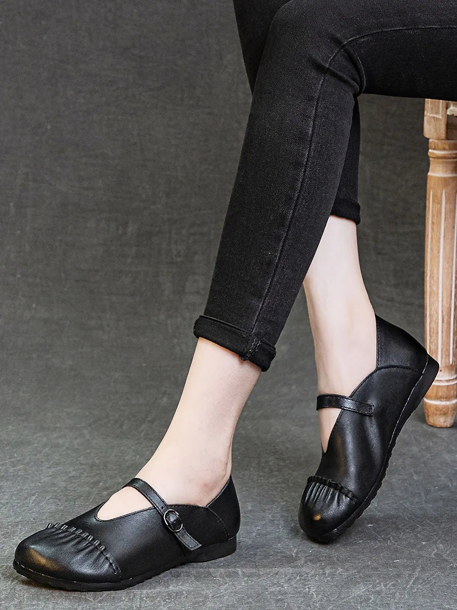 Casually Elegant Shoes with a Refined Edge
