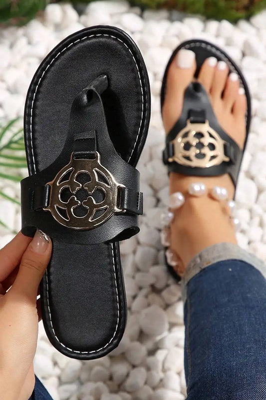Elegantly Styled Slippers for Everyday Wear